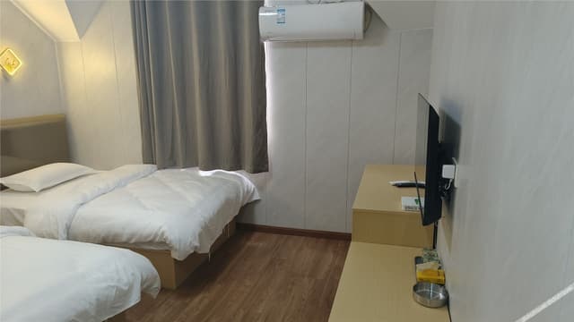 Basic Standard Room