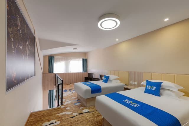 Loft Suite - 2-Bedroom, City-View
