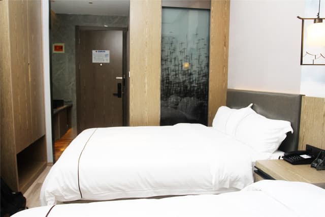 Deluxe Room (2 Beds)