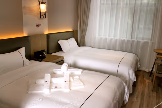 Deluxe Room (2 Beds)