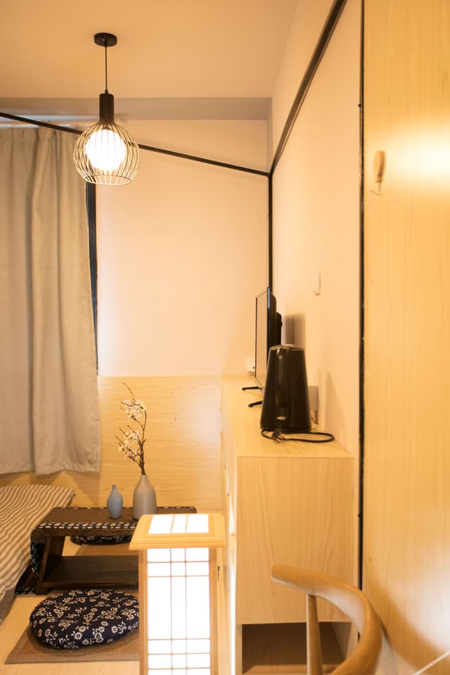 Japanese-Style Family Room (Tatami)