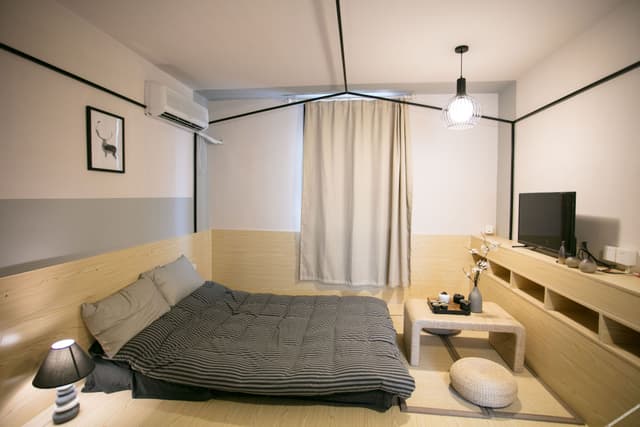 Japanese-Style Room