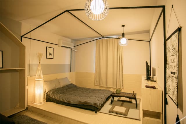 Japanese-Style Room
