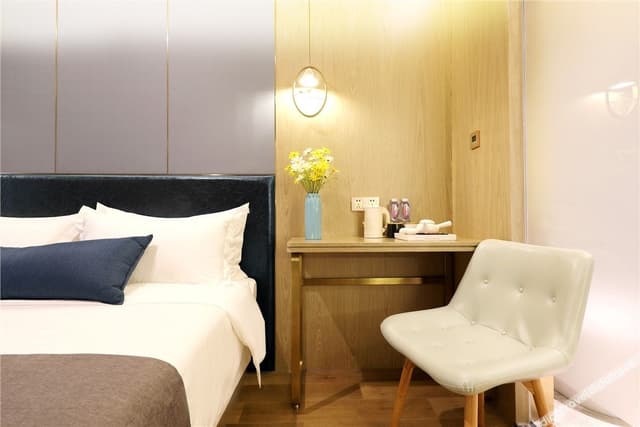 Smart Leisure Double Bed Room