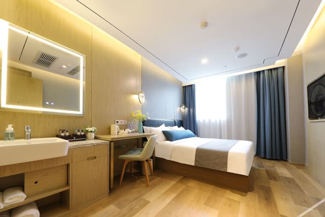 Jing Zhi Double Bed Room