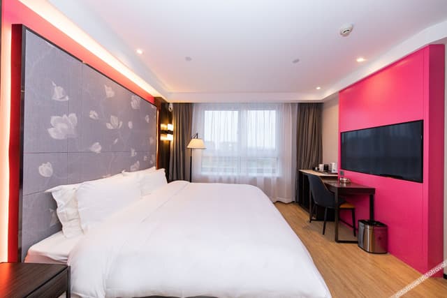Wonderful Double Bed Room