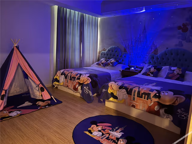 Themed Family Room