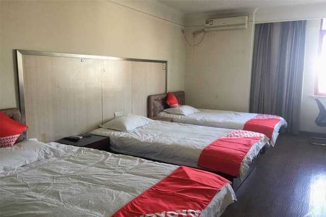 Business Triple Room