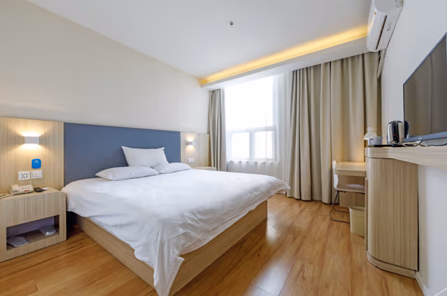 Superior Queen Room