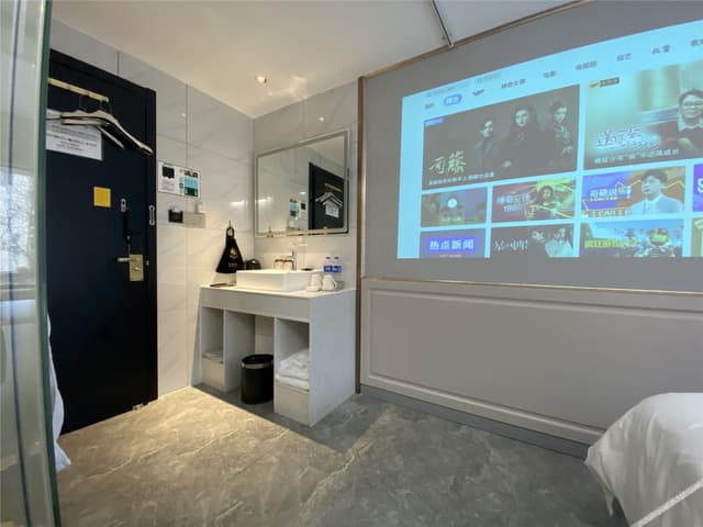 Featured Deluxe Double Room