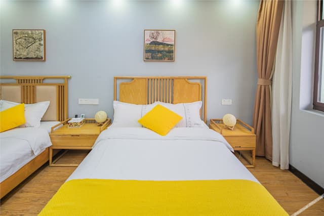 Muchen Double Occupancy Room