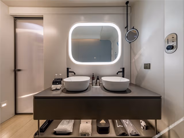 Duo Duet Double Occupancy Room