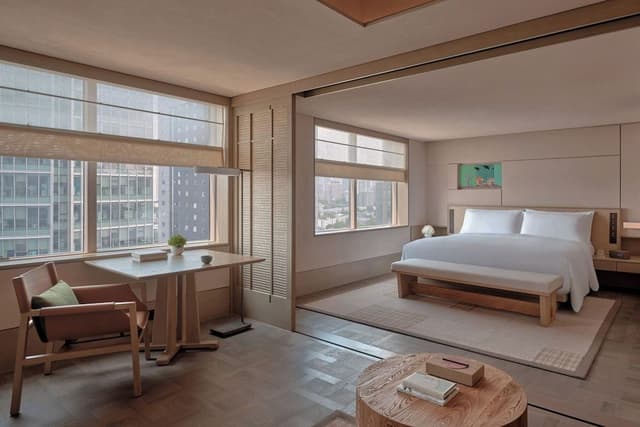 Suite, 1 King Bed (Residence)