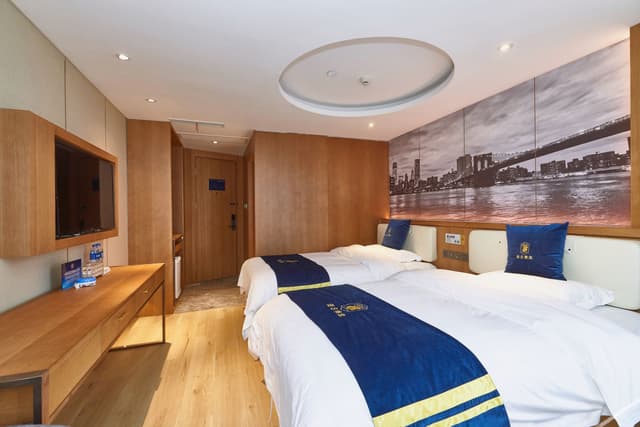 Business Room (2 beds)
