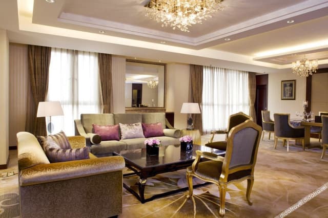 Xinyuan Suite