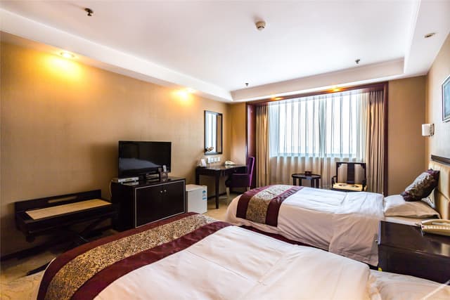 Deluxe Twin Bed Room