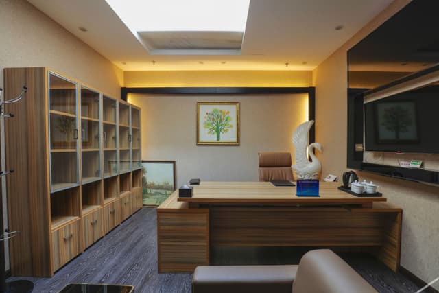 Business suite