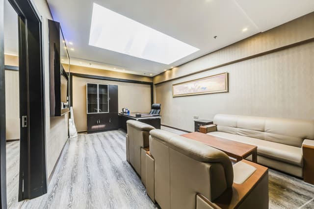 Business suite