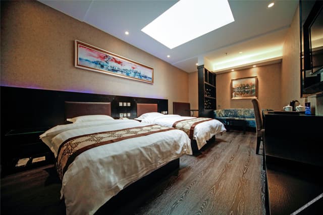 Business Family Room