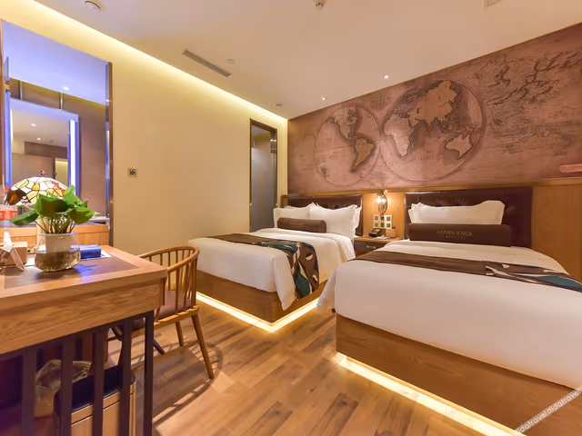 Feifan Family Room