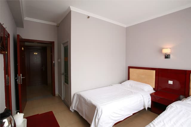 Selected Room (2 Beds)