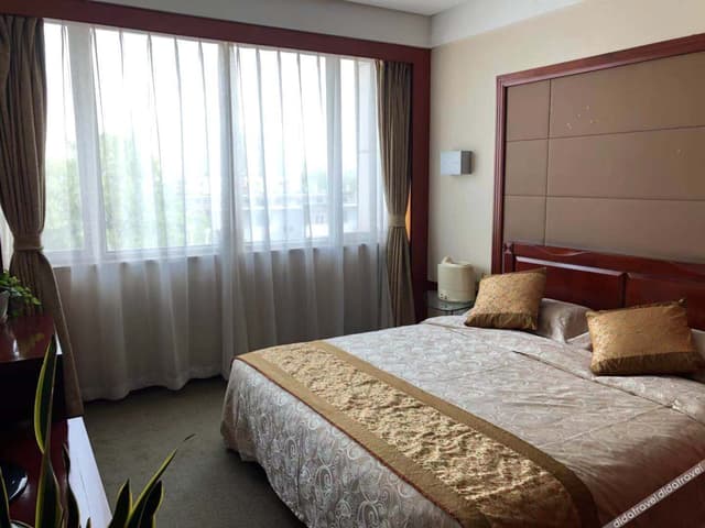 Executive Business Room