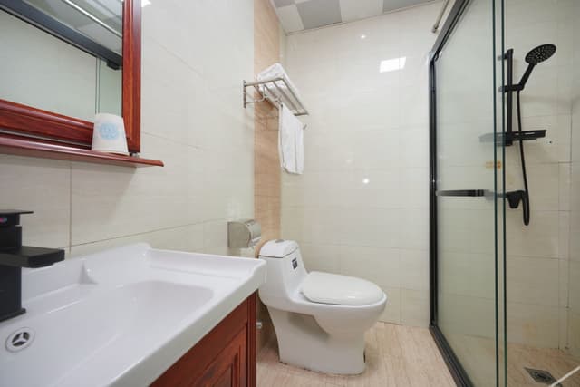 preferential queen room