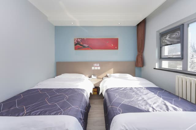 comfortable twin room