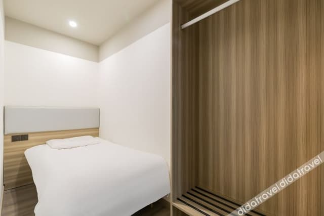 Suite (Without window)