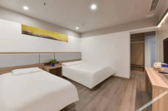 Suite (Without window)