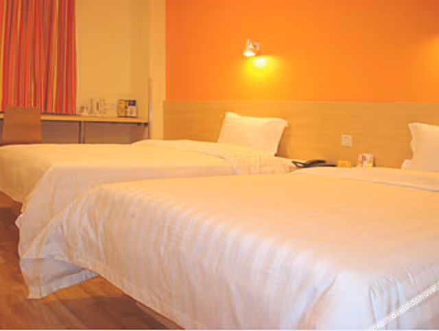 Guestroom (2 Beds)