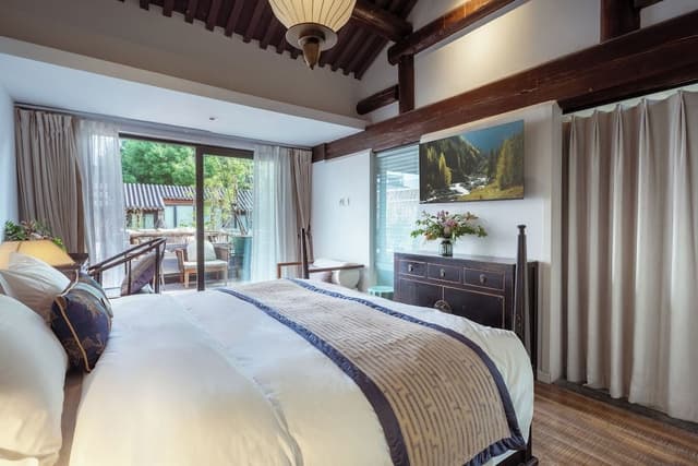 Loft Family 6-person Room with Balcony