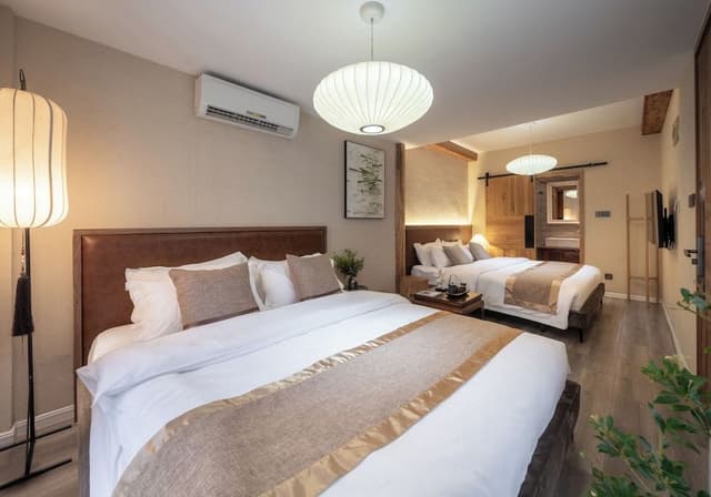 Double Bed Quadruple Room