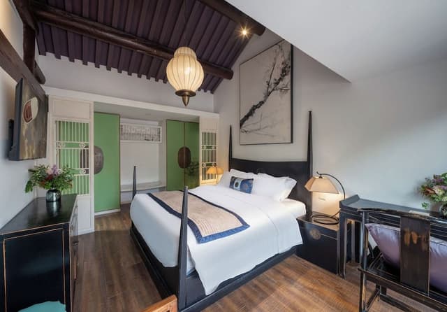 Loft Family 6-person Room with Balcony