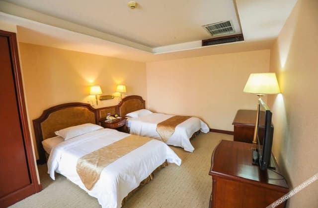Standard Suite