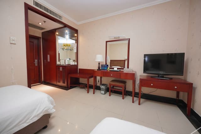 Budget Room with No Window