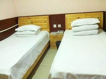 รุเจีย ฮวายี่ โฮเทล (Rujia Huayi Hotel)0