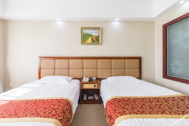 Business Standard Room