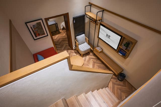 Deluxe Loft Suite