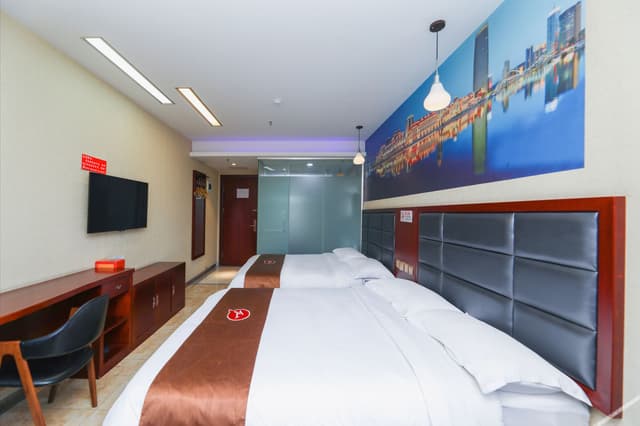 Deluxe Business Room
