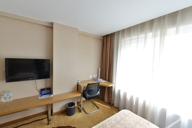 Panoramic Room