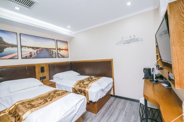 Cozy Room (2 beds)