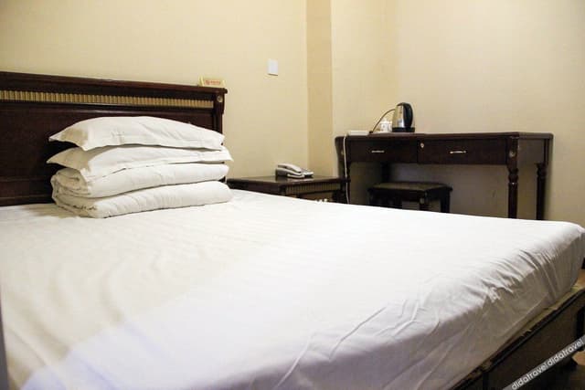 Double Room (No Window)