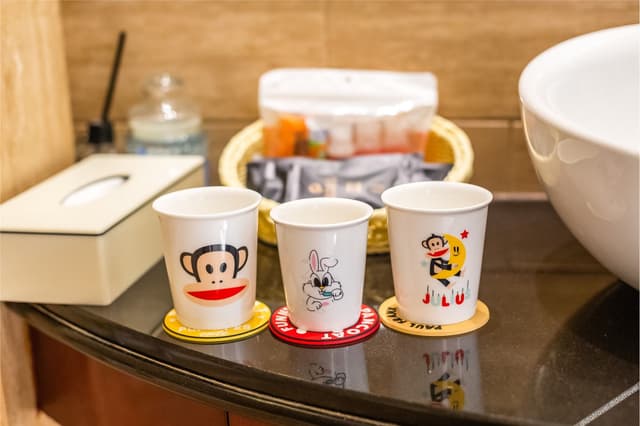 B.Duck Themed Suite