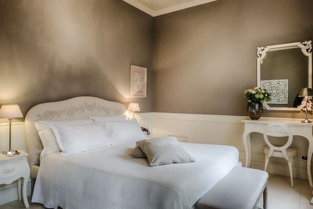 Romantic Double Room, Balcony, Lake View