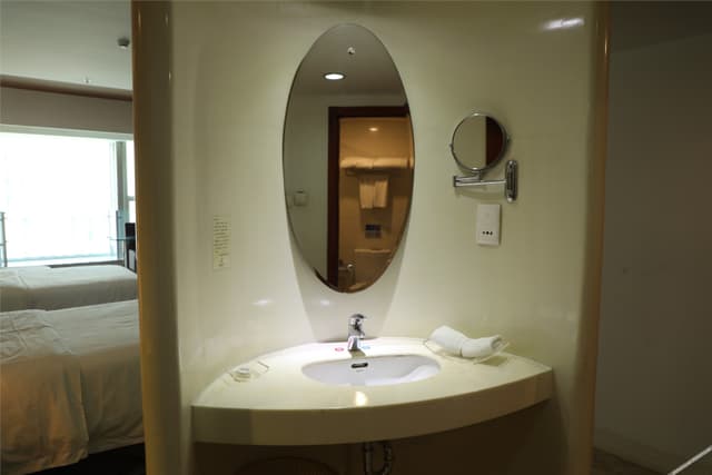 Business 2-bed Room