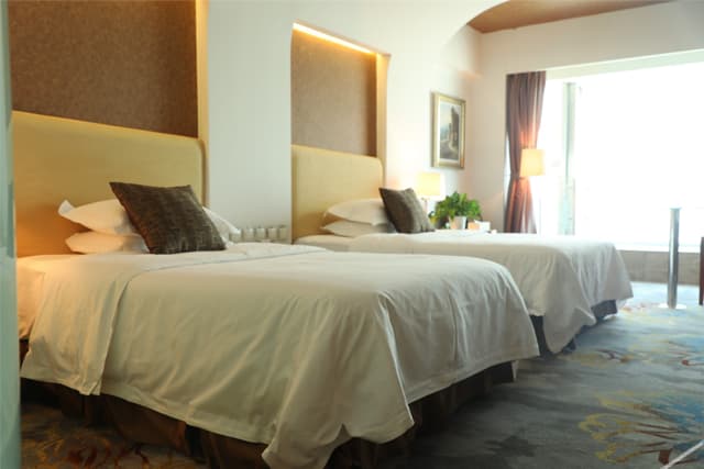 Business 2-bed Room