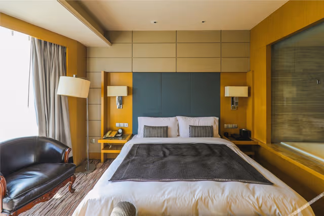 Deluxe Queen Room