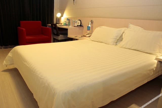 Business Room B