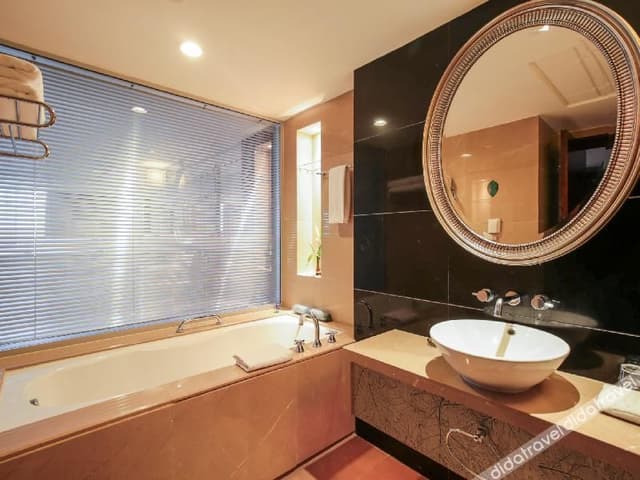 Executive Deluxe Twin Room